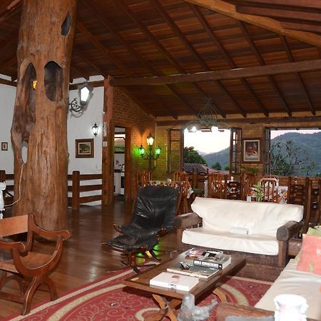 Hostel Barra Da Tijuca Tree House Rio de Janeiro Exterior photo